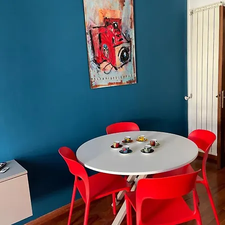 Apartment Margarita Stazione Porta Susa Turin